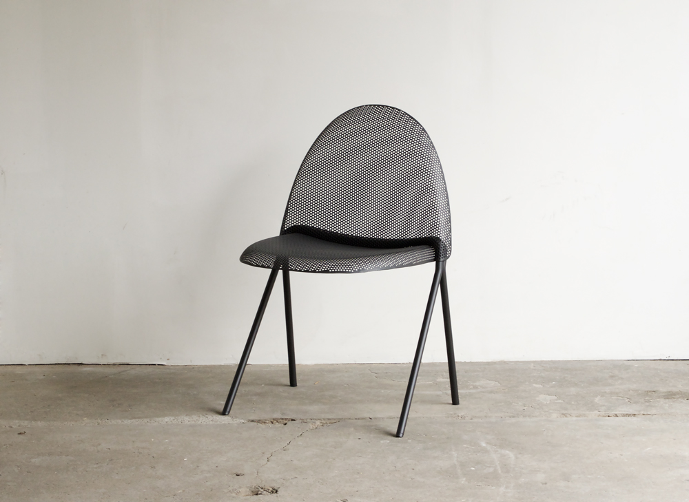 volume-chair_black-01
